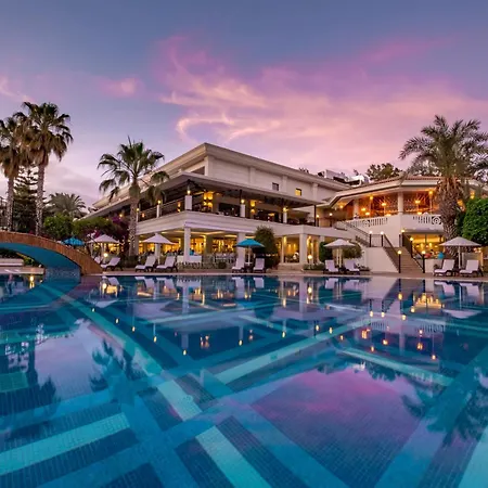 Utopia Resort & Residence-3